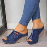 Süße Peep-Toe-Keilsandalen aus Denim